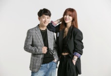 버스 안에서 자자, 신곡 우리, 함께로 23년만 컴백 팬들 사랑 돌려주고 싶어 [공식]