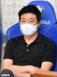 [사진]김병수 감독,결의에 찬 눈빛