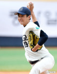 [사진]신일고 지명성,'승리를 향한 이 악문 역투'