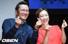 [단독] ‘6년만 둘째 임신’ 정경미♥︎윤형빈 “소중한 아기 생겨 감사..첫째도 좋아해”(인터뷰)