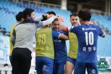 드디어 이겼다 수원, 1989일 만의 슈퍼매치 승리...서울 3-1 제압
