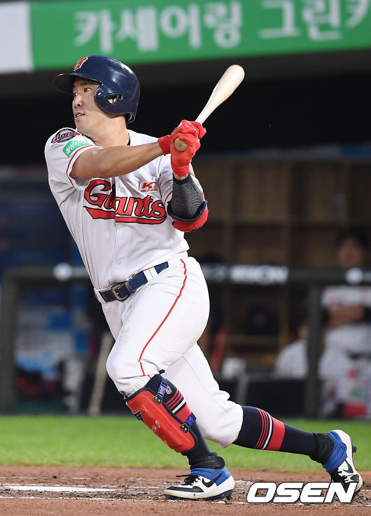 한화, 롯데 2-0 완파! 외국인투수 와이스 6이닝 무실점 호투, 폰세 KBO 역대 200K 달성한 15연승企 100만 관중 돌파, 김경문 감독 1000승 달성한 한화, 1위 LG 추격!