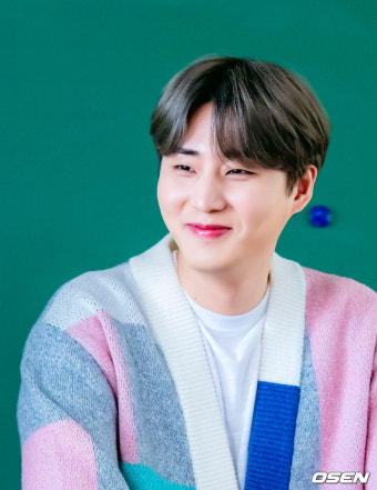 [사진]데이식스 영케이, '미소에 반하겠네'