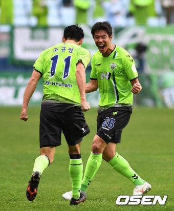 '조규성 멀티골' 전북, 대구 2-0 꺾고 '4연패-8회 우승'... K리그 #1 등극 [오!쎈현장]
