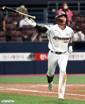 김하성 넘어선 이정후..'3시즌 남았지만 벌써부터 MLB 이정후앓이' [박준형의 ZZOOM]