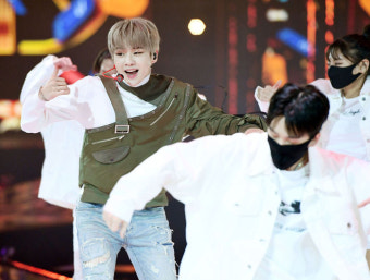 [사진]강다니엘, '서울가요대상' 즐겨요