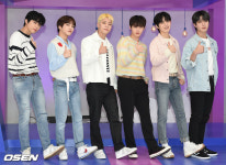 [사진]온앤오프,'단체 포인트 안무 포즈'