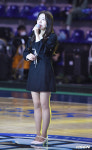 [사진]축하공연하는 송하예