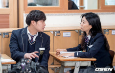 [사진]유튜버 진용진 교복 입고 깜짝 출연
