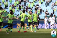 '일류첸코 동점포' 전북, 제주와 1-1 무승부... 무패행진-단독선두 질주[오!쎈현장]
