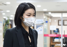 [사진]영결식장 향하는 김옥빈
