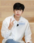 굿즈→특급 만찬까지?..임영웅, 국내 최초 테라스 콘서트 예고