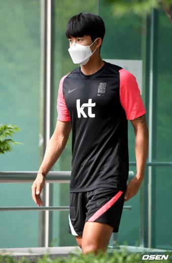 [사진]인터뷰 향하는 올림픽 축구국가대표팀 설영우