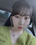 하연, 친언니 태연 Weekend 홍보요정 변신..위켄드라 쓰고 솜사탕이라 읽는다