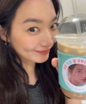 ‘김우빈♥’ 신민아, 엄정화 커피차 선물에 러블리 미소 “언니♥ LOVE”