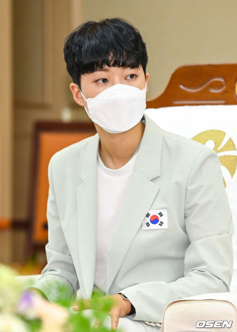 [사진]도쿄올림픽 3관왕 안산,'광주선수단 환영식 왔어요'