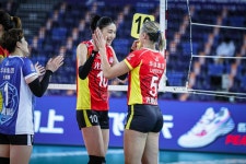 “외국인 차별 대우” 김연경 올스타 제외, 중국팬들도 뿔났다