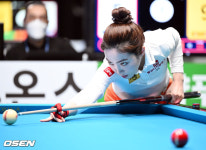 [사진]차유람,따라 잡아야 한다