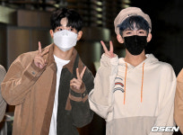 [사진]탄(TAN) 창선-현엽,브이를 날려