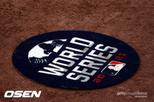 ‘지구 우승팀 1승 선점’ 선수노조, PS 확대 절충안 제안