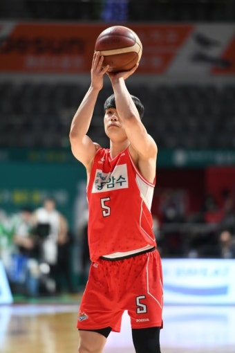 '한호빈 결승 자유투' 5위 지킨 오리온, '6강 불씨 살린' LG