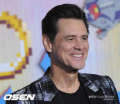 꽤 심각하다 짐 캐리, 수퍼소닉2가 마지막? 윌 스미스 비판 후 은퇴 언급 [Oh!llywood]