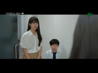 첫방 이요원, 옛 연인 김규리 남편 로이 앞에서 기절 (그린마더스클럽)[어저께TV]