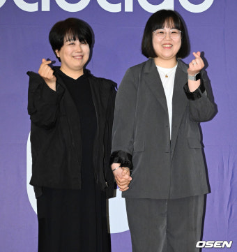 [사진]일주어터, '어머니와 함께'