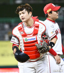 [사진]김민식,친정팀 복귀 후 첫 승리예요