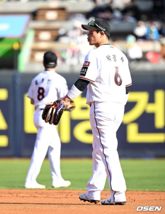 ‘형 미안해!’ 베테랑 박경수, 유한준 은퇴식 경기에 나온 치명적 실책 [오!쎈 수원]