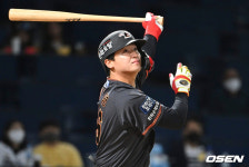 ‘트레이드→포텐 폭발’ 이진영 “이제는 ‘열심히’가 아니라 ‘잘’해야할 한다”