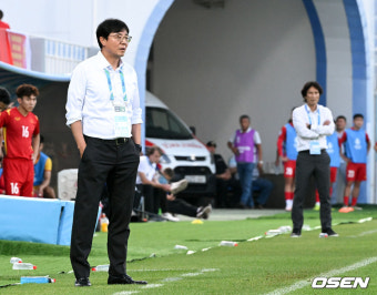 [사진]U23 사령탑 '한국' 황선홍 감독-'베트남' 공오균 감독