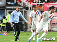 '수비 실수' 한국, 파라과이에 선제골 헌납...0-1로 끌려가 [전반]