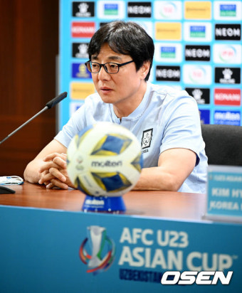 '日과 8강전' U23 황선홍 감독 
