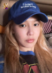 최수영, 소녀시대 컴백 앞두고 지쳤나…모자는 '정경호' 향한 메시지?