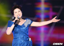 [사진]김용임, 트롯과 사랑 여행 떠나요