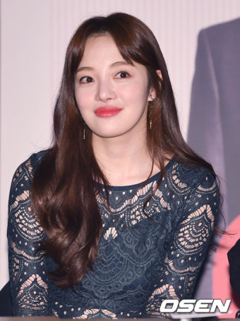 황보라, 10년 열애 소속사 대표와 11월 결혼..하정우・김용건 한 가족 된다[종합]