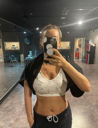 '11세 연하' 배윤정, 출산 전 몸매 컴백 튼살도 아름다운 '개미허리'