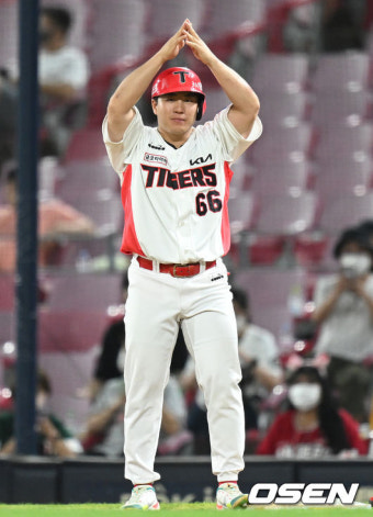 7월 타율 .476 실화? KIA 백업 외야수, 월간 MVP 후보 올랐다