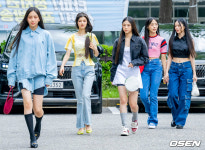 [사진]뉴진스,뮤직뱅크 첫 출근길