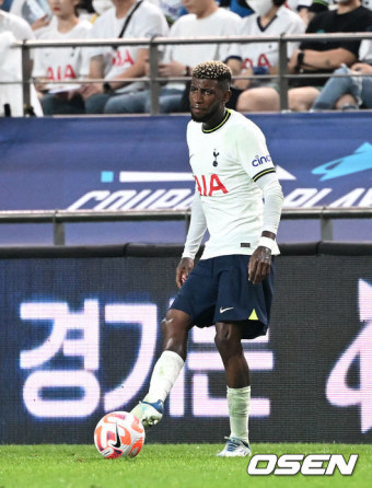 '소튼전 2골 이끈' 에메르송, 토트넘 떠난다... 이적설 제기