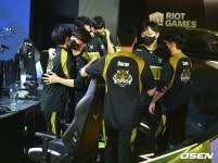 [Oh!쎈 롤챔스] ‘최다 세트 득실’ 기록 세운 젠지, ‘LCK 어워드’ 싹쓸이