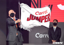 [사진]닻 올린 데이원스포츠 프로농구단 고양 캐롯 점퍼스