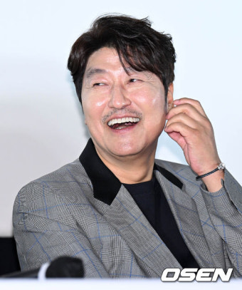 송강호, 드디어 첫 드라마 시리즈 진출..'삼식이 삼촌' 확정 [공식입장]