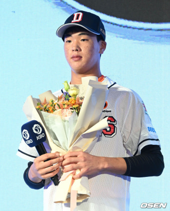 [사진]북일고 최준호, '두산의 전설이 될게요'