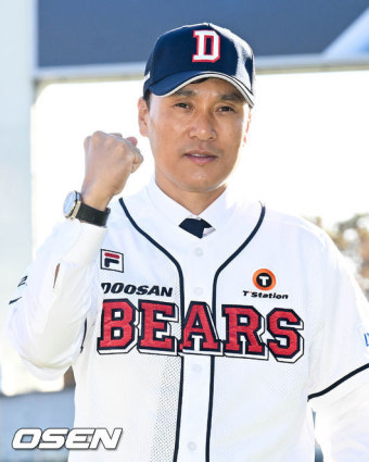 ‘공식 취임’ 두산 이승엽 감독 