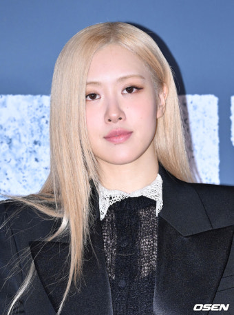 [사진]블랙핑크 로제,'클로즈업을 부르는 미모'