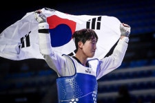박우혁, 세계선수권 80kg급 금메달.. 한국태권도 23년만
