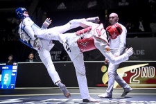 박우혁, 세계선수권 80kg급 금메달.. 한국태권도 23년만