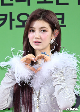 [사진]뉴진스 다니엘,'저장하고픈 하트'